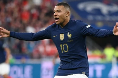Дубль Мбаппе помог Франции выйти в четвертьфинал ЧМ-2022 