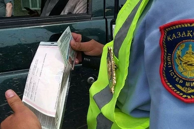 Водители двух "иномарок" наездили штрафов на сумму свыше 6 млн тенге 