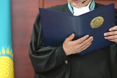 В Казахстане предложили уволить 25 председателей судов и судей 