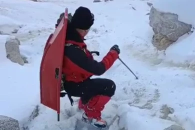 Найденный в горах Алматы мужчина умер  