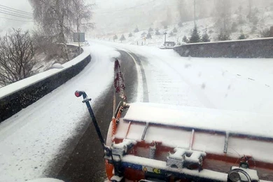 В Алматы 866 рабочих убирают выпавший снег  