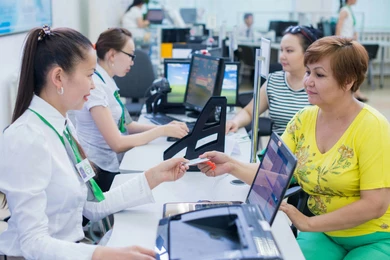 Мамин поручил увеличить число госуслуг в Интернете 