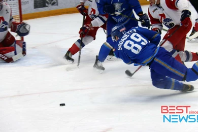 Барыс ведет после первого периода в матче с Локомотивом 