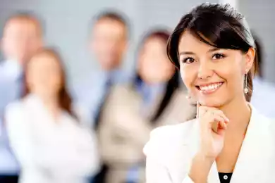 Бизнесвумен по-казахски – фото с сайта businesscollective.com