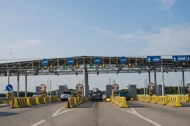 В Казахстане 18 дорог могут стать платными весной – список 