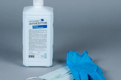 В Казахстане удвоили производство масок и антисептика 