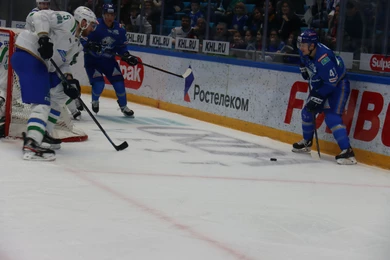 "Барыс" заставил "СЮ" поменять вратаря, но Метсола пока непробиваем 