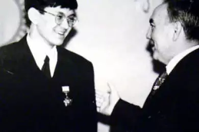 Вручение ордена Курмет