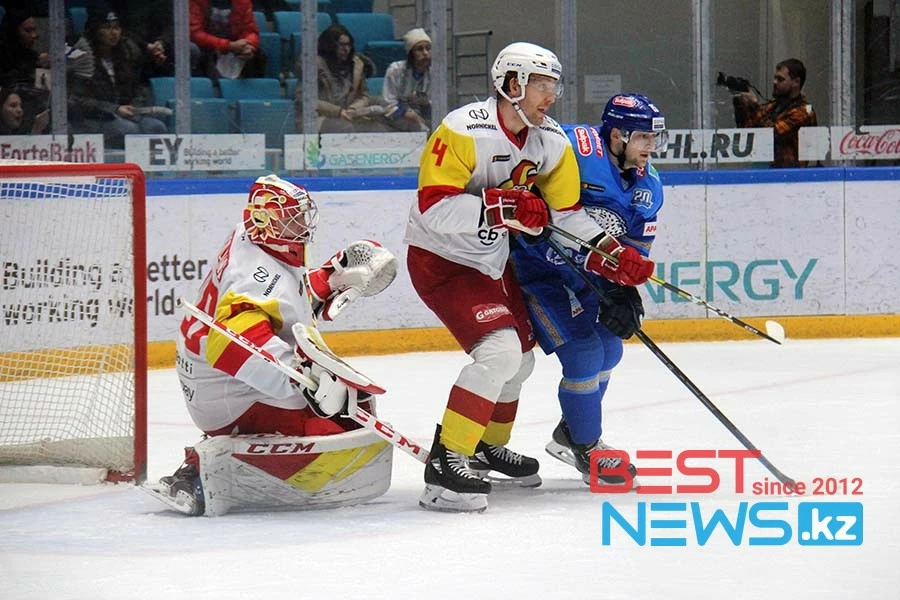 Не хватило времени: "Барыс" проиграл "Йокериту" 