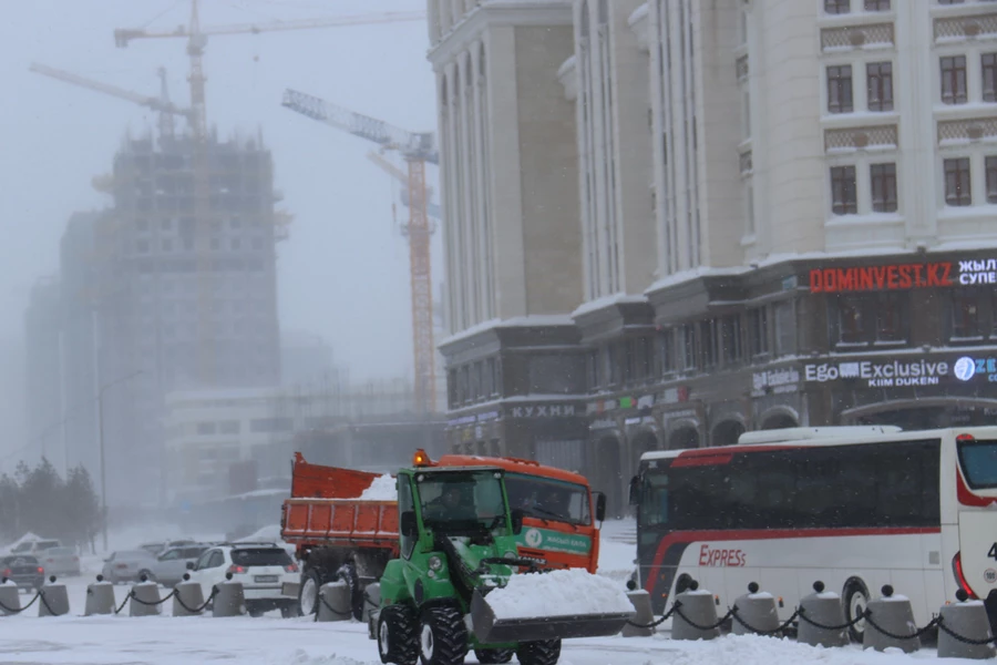 Непогода в Нур-Султане: спасатели обратились к населению 