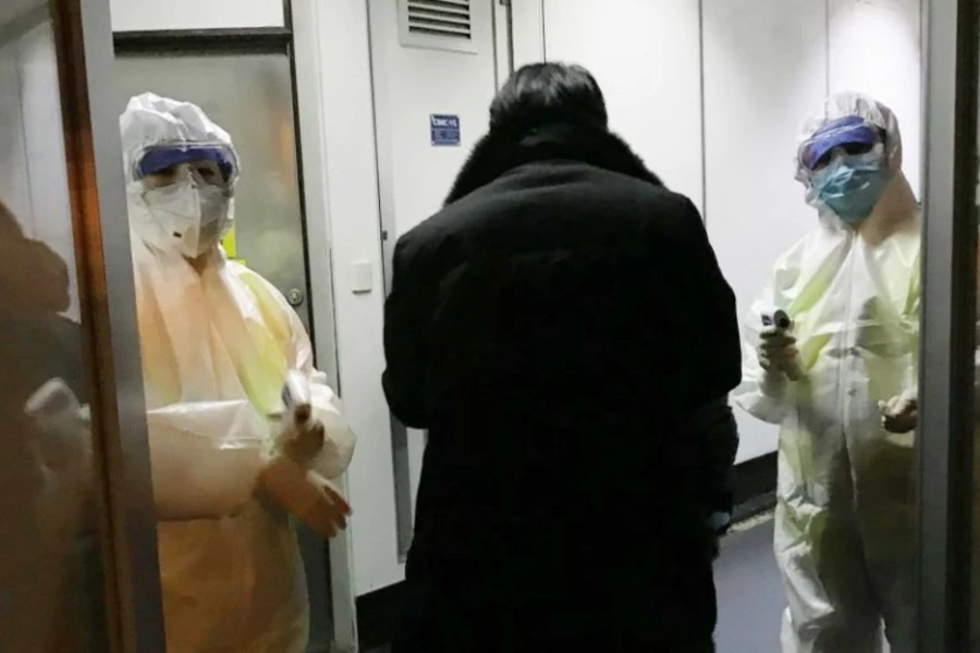 Минздрав Казахстана направил дополнительно 150 медиков на карантинные посты из-за коронавируса 