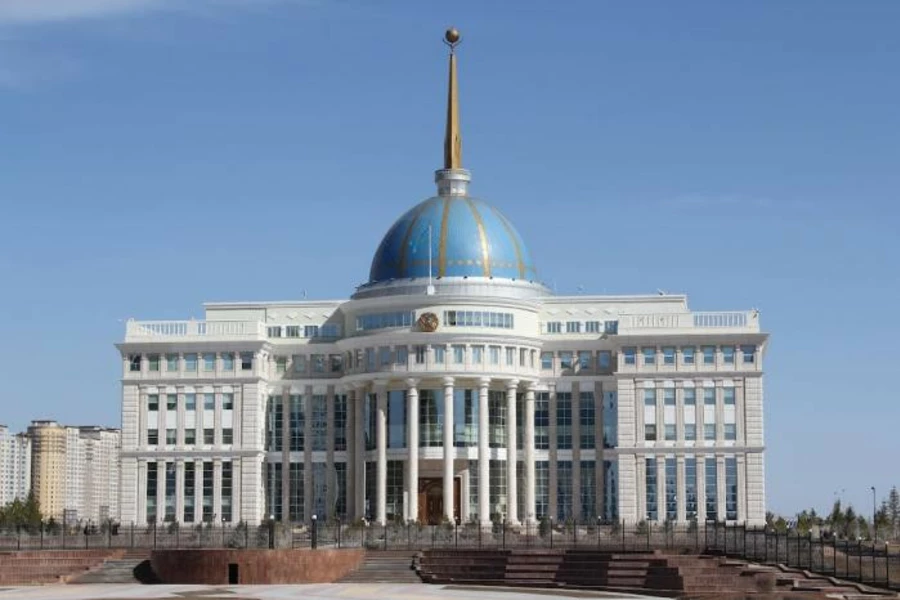 Пресс-секретарь: "Глава государства почтит память жертв COVID19 перед резиденцией" 