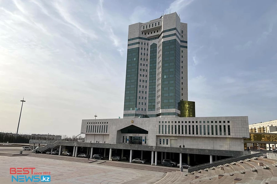 Экономические прогнозы и развитие спорта обсудят в Правительстве РК - смотрите LIVE 