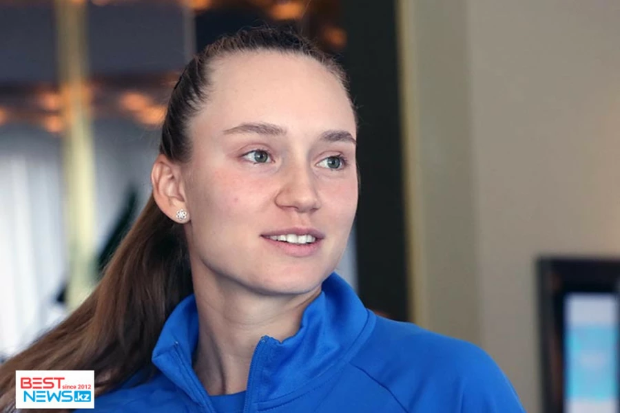 Рыбакина впервые вышла в 1/4 на Уимблдоне 