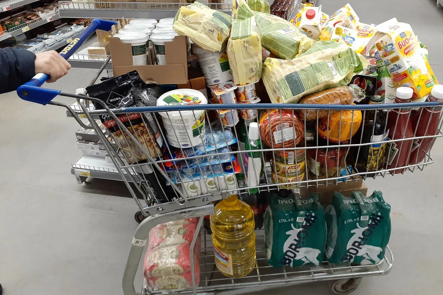 «Курс ведь падает»: в Минфине допускают снижения цен в Казахстане 