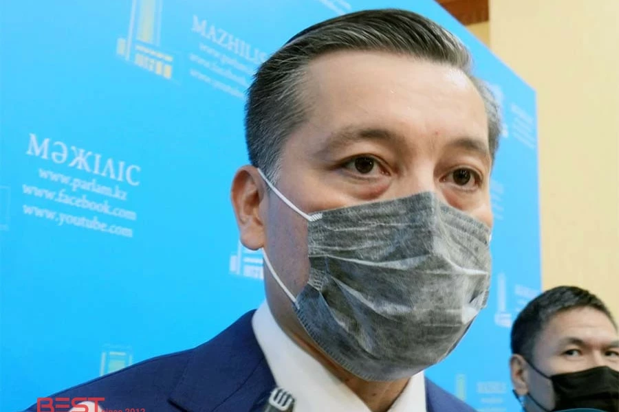 Bestnews.kz спросил - почему глава Минэкологии Казахстана не ездит на авто с более экологичным топливом 