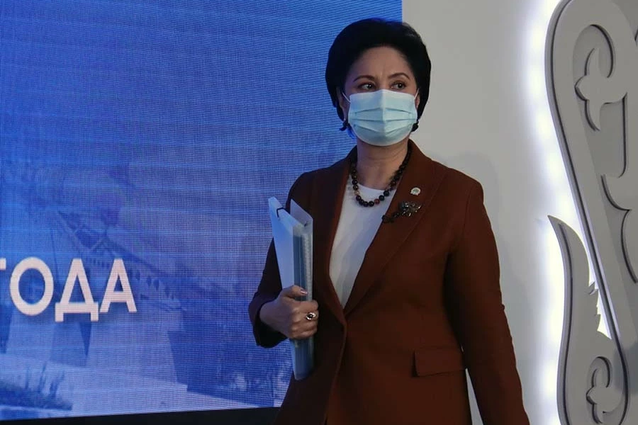 «Прибавили»: Аким Кызылординской области назвала размер своей зарплаты 