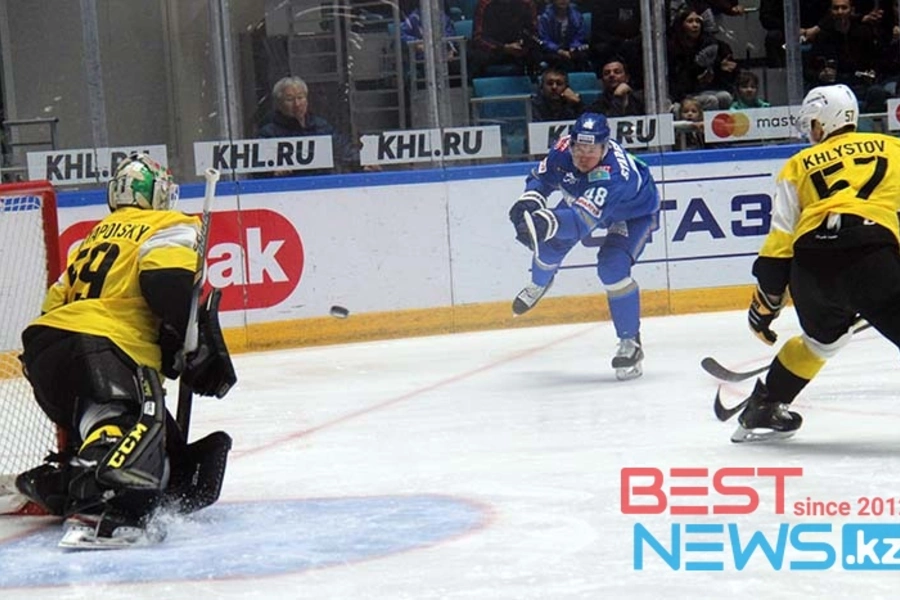 Барыс ведет 3:1 после двух периодов в матче с Северсталью 