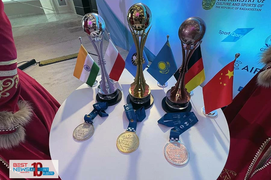 В Астане стартовал первый этап женского Гран-при FIDE 