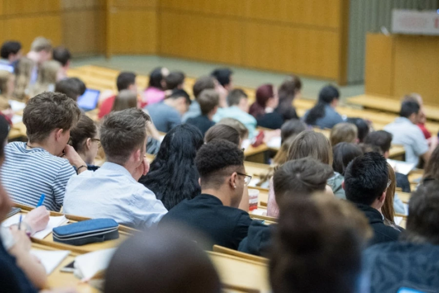 В Казахстане увеличат размеры стипендий для студентов 